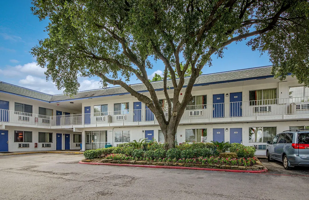 Motel 6-Conroe, Tx-1