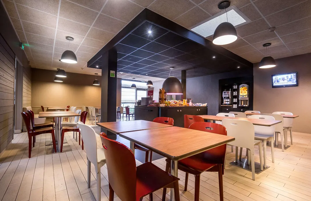 Campanile Creteil Centre-1