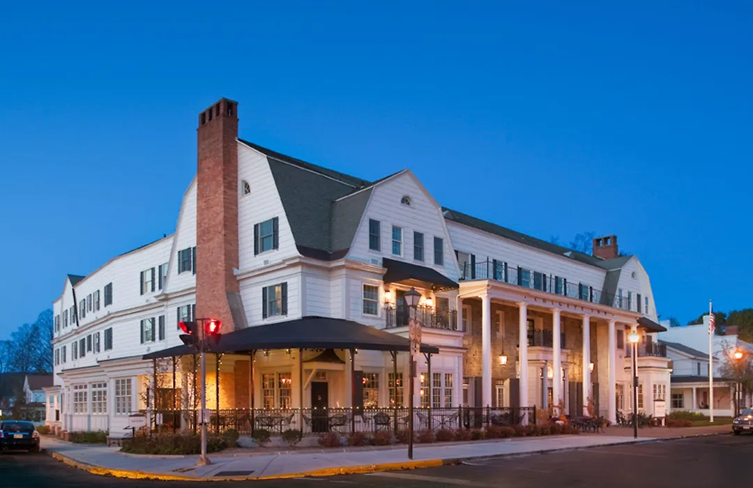 Colgate Inn-1