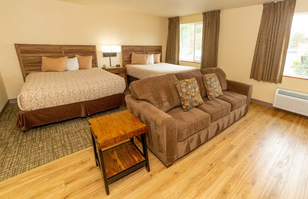Clatskanie River Inn-1
