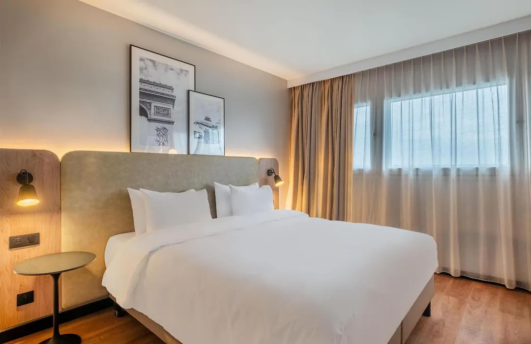 Radisson Hotel Paris Le Bourget-1