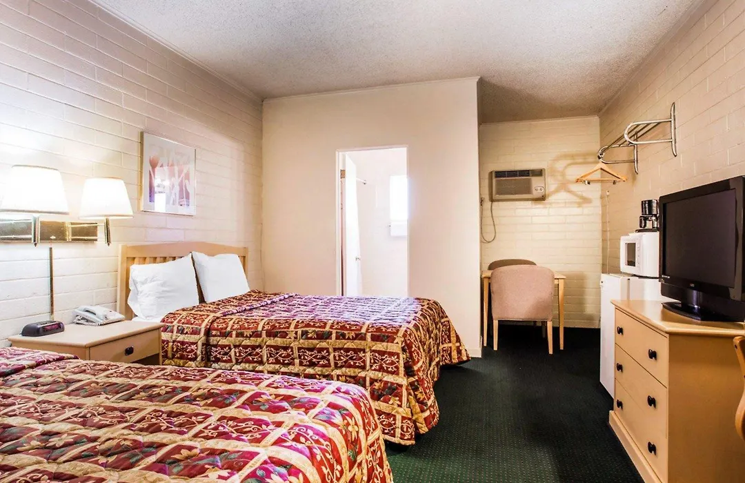 Jefferson Inn-1