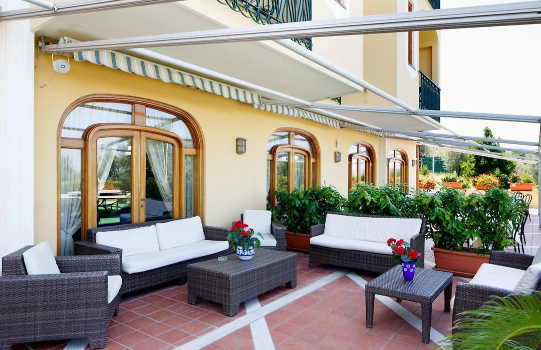 Johanna Park Hotel-1