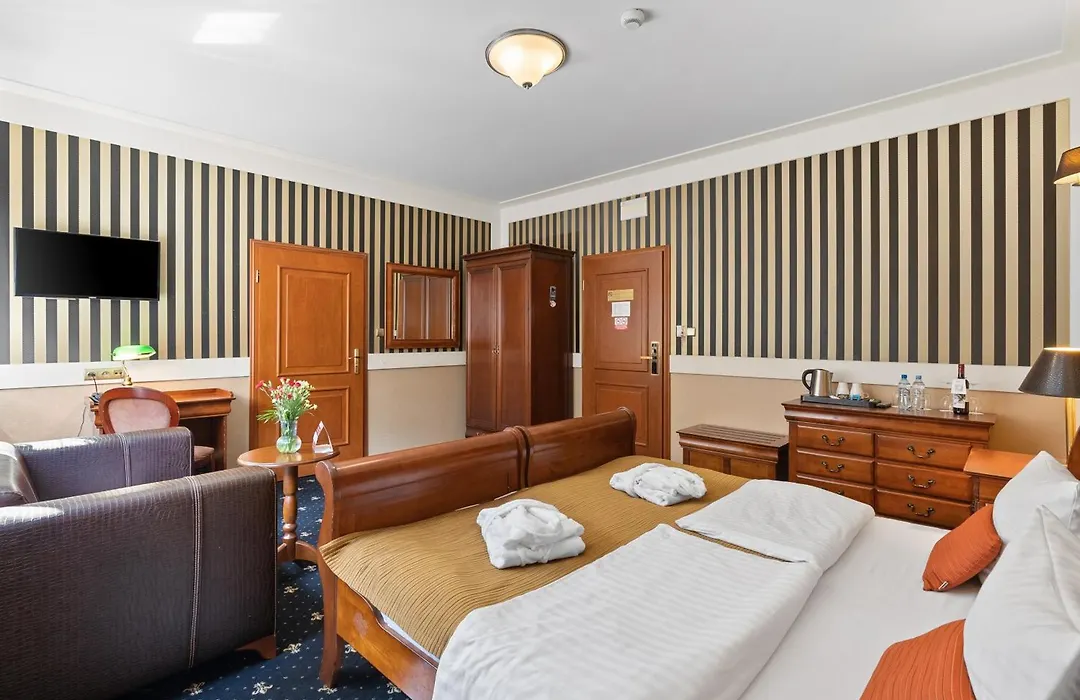 Hotel Diament Bella Notte Katowice - Chorzow-1
