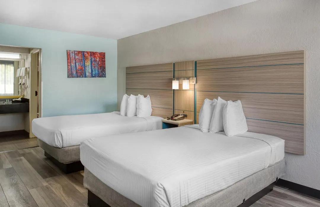 Best Western Executive Inn-1