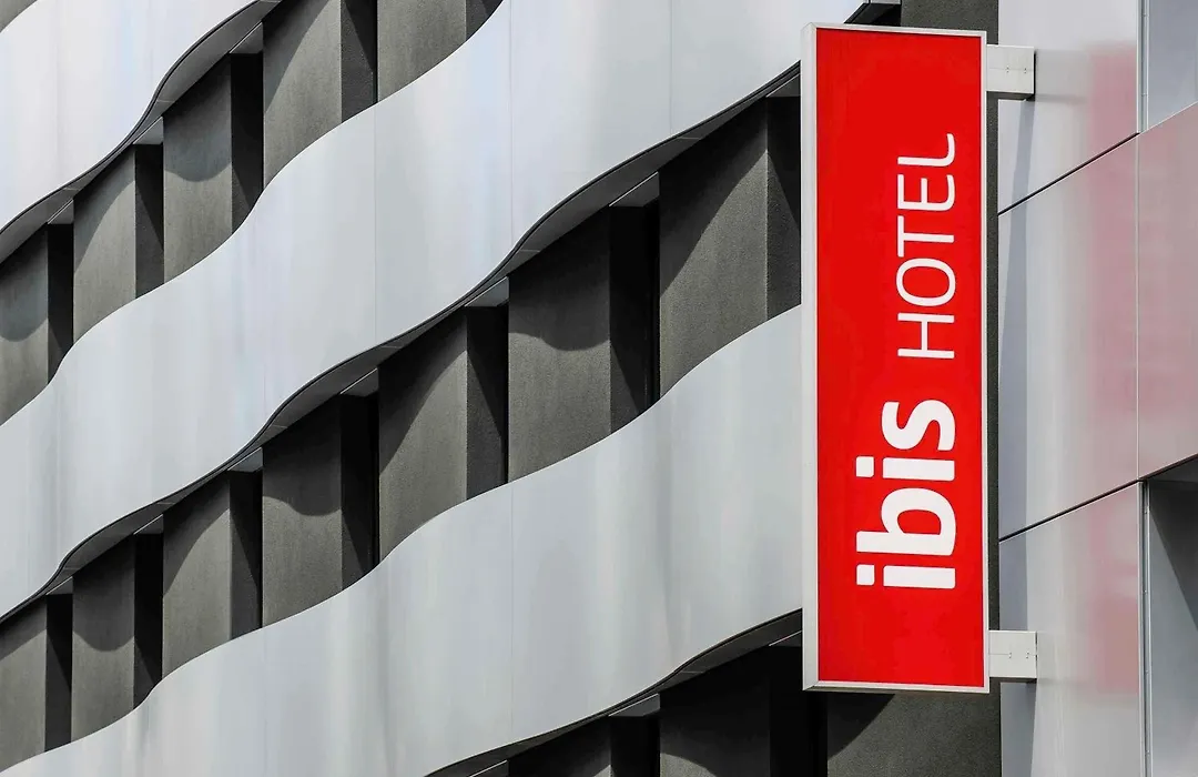 Ibis Lugano Paradiso-1