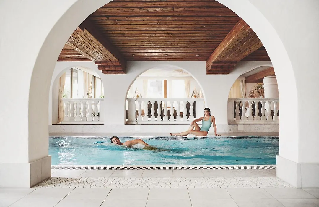 Burg Hotel Lech Am Arlberg-1