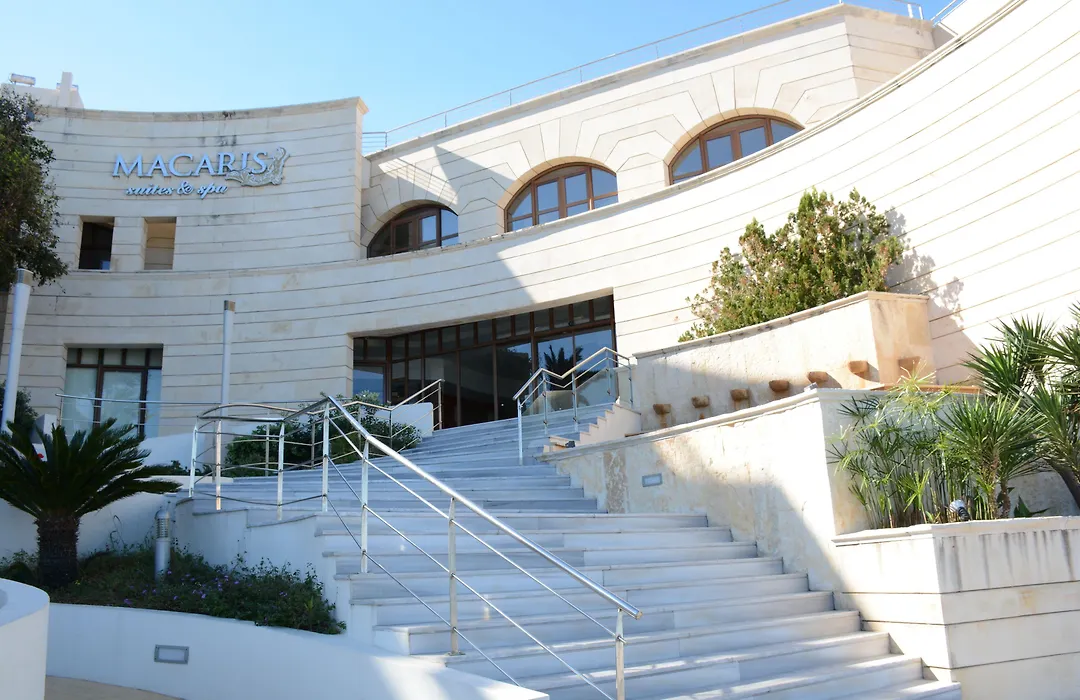 Macaris Suites & Spa-1