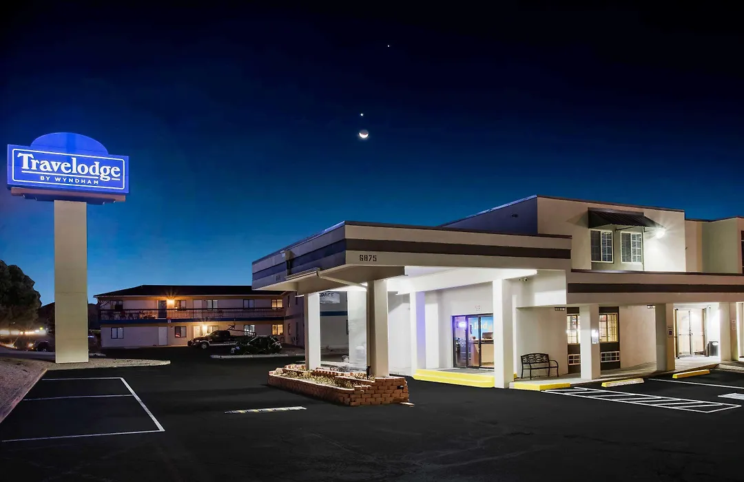 Travelodge By Wyndham Colorado Springs Airport - Peterson Sfb-1