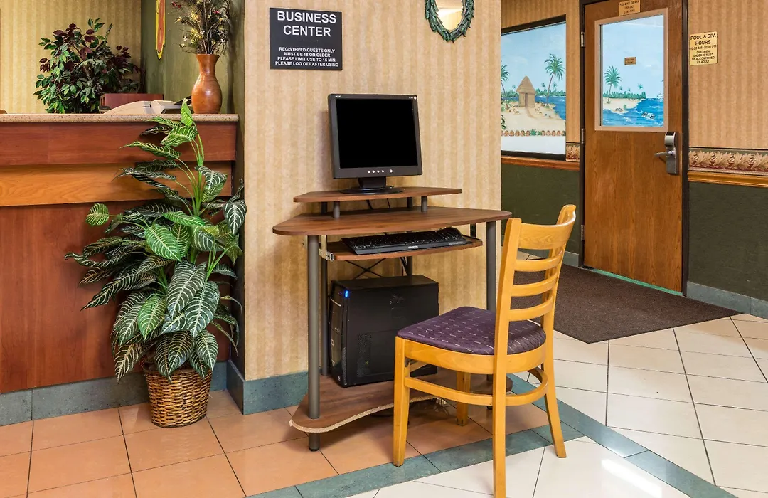 Super 8 By Wyndham Troy Il/St. Louis Area-1