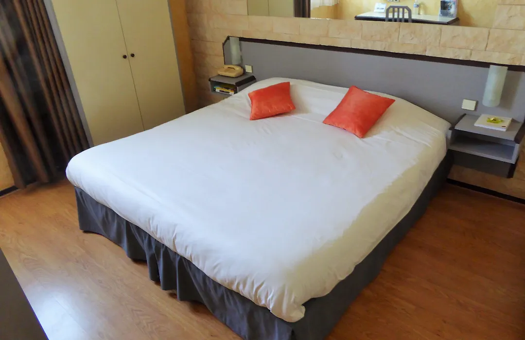 Hôtel Eco Relais - Pau Nord-1