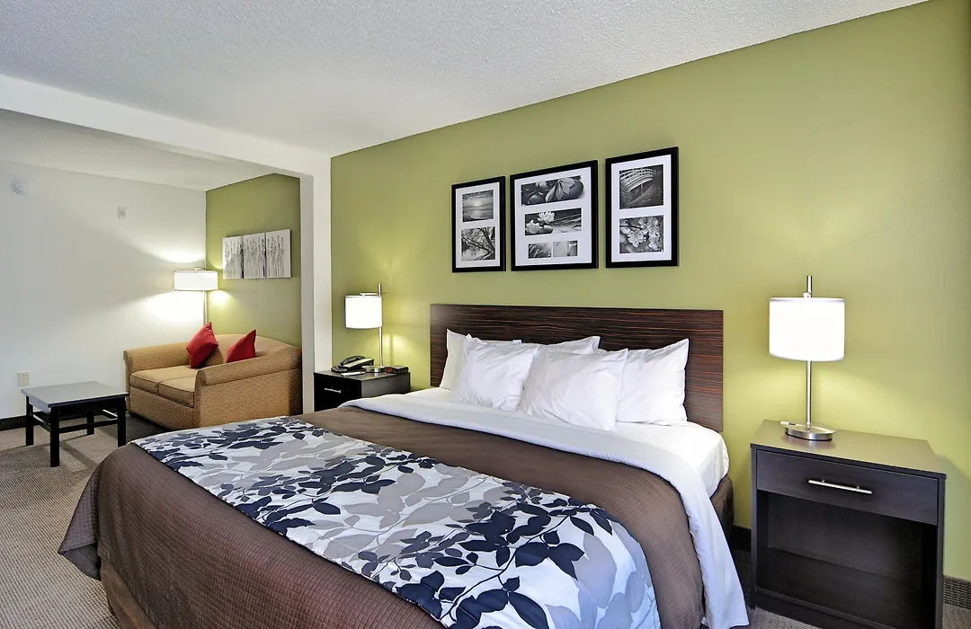 Sleep Inn & Suites Virginia Horse Center-1