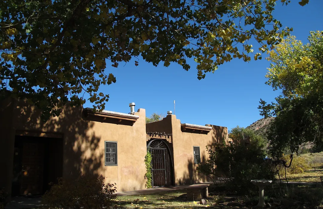 Abiquiu Inn-1