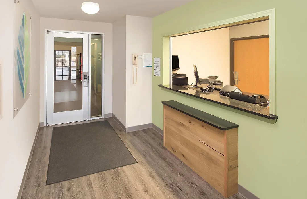 Woodspring Suites Bentonville-1
