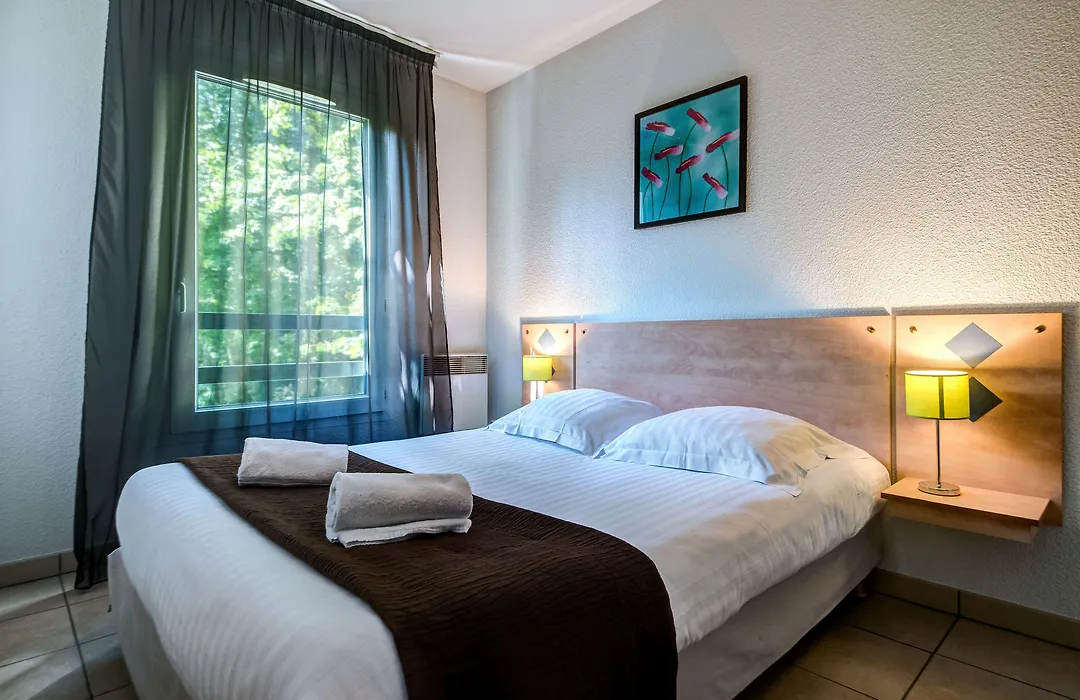 Zenitude Hôtel-Résidences L'Orée du Parc-1