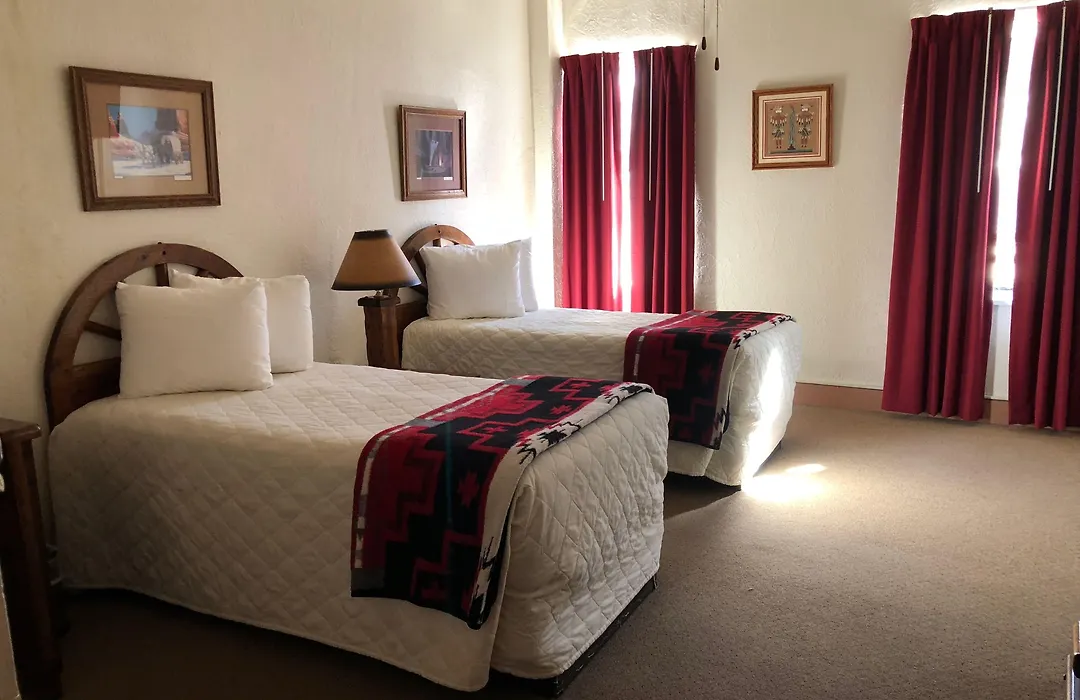 Hotel El Rancho-1
