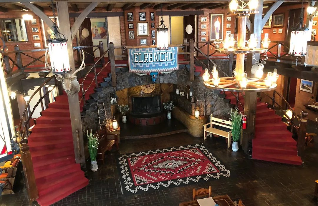 Hotel El Rancho-1