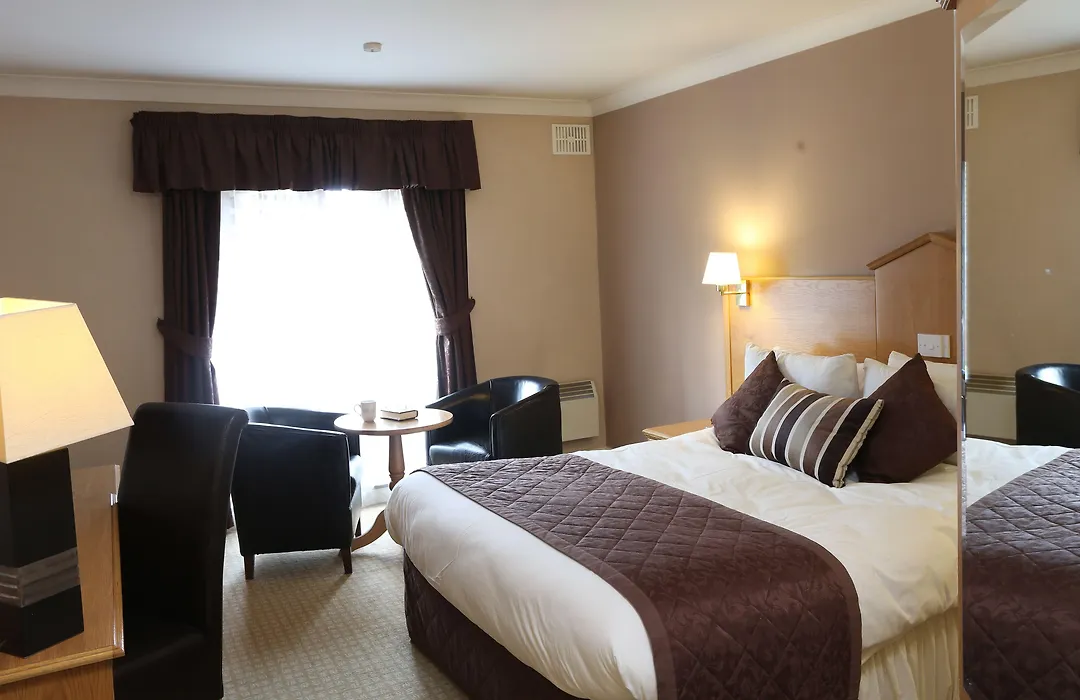 Everglades Hotel Widnes-1