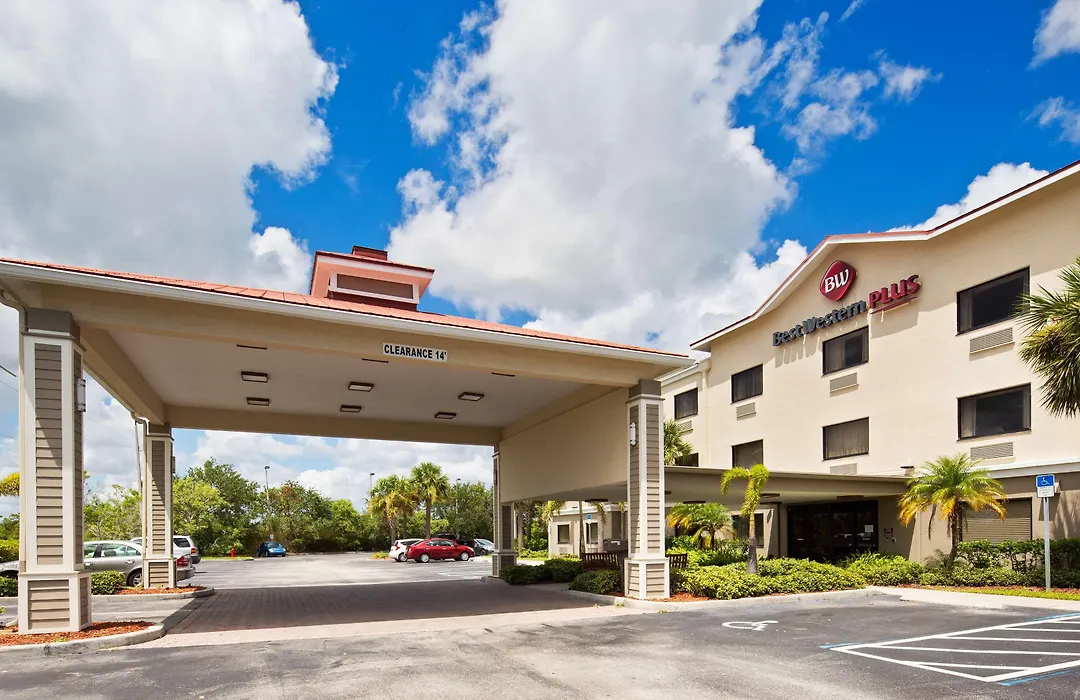 Best Western Plus Sebastian Hotel & Suites-1