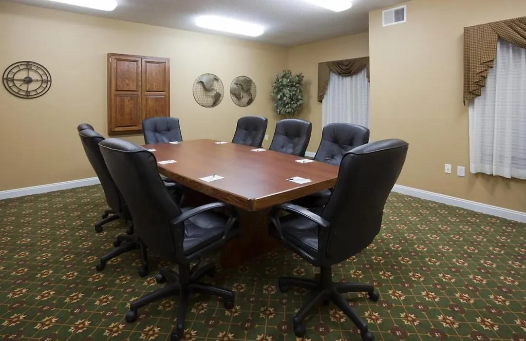 Grandstay Hotel & Suites Ames-1