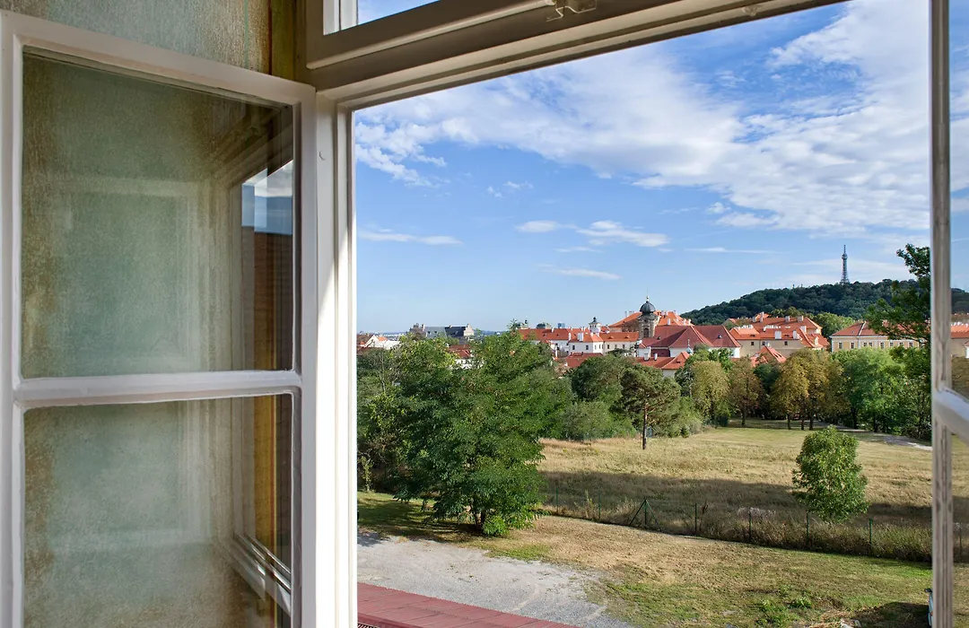 EA Hotel Jeleni Dvur Prague Castle-1