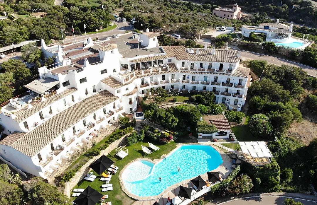 Hotel Luci Di La Muntagna-1