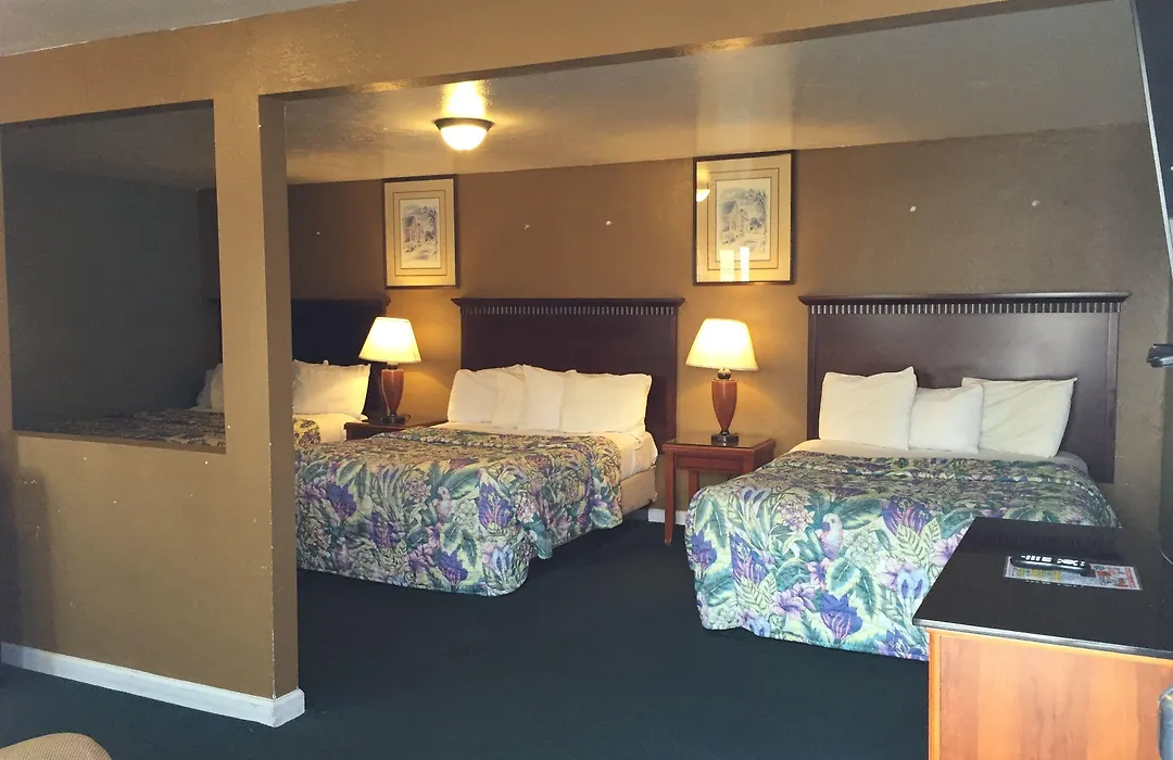 Blue Seal Inn-1