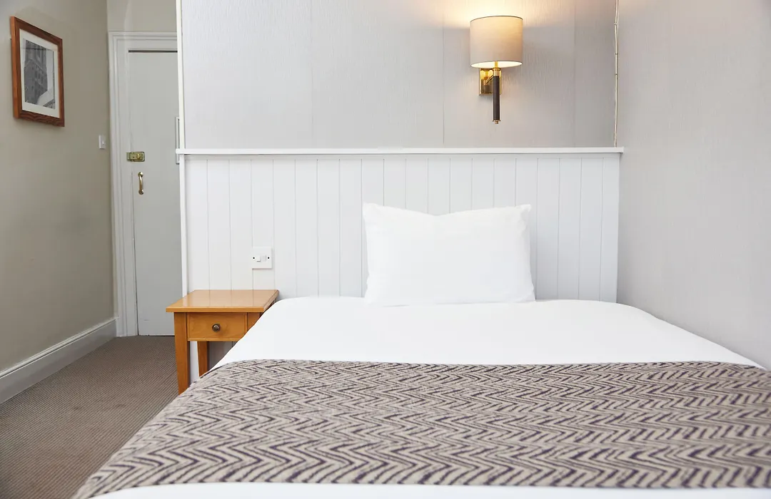 Lamb Hotel By Greene King Inns-1