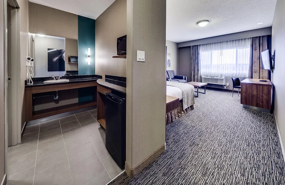 Heritage Inn Hotel & Convention Centre - Pincher Creek-1