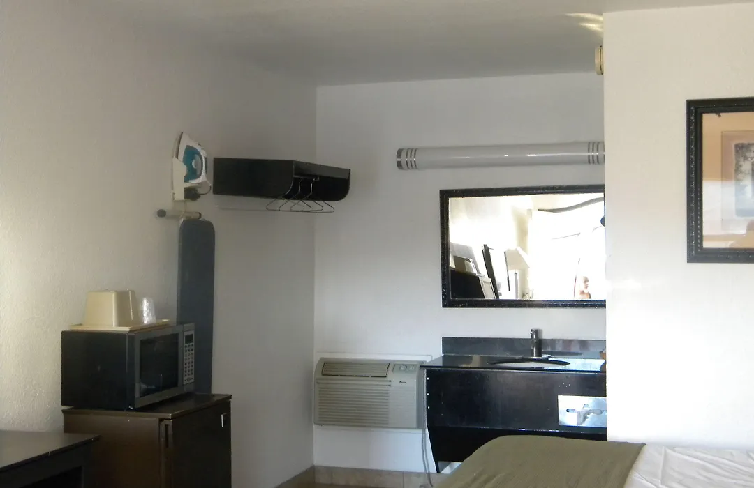 Ranger Inn Alva-1