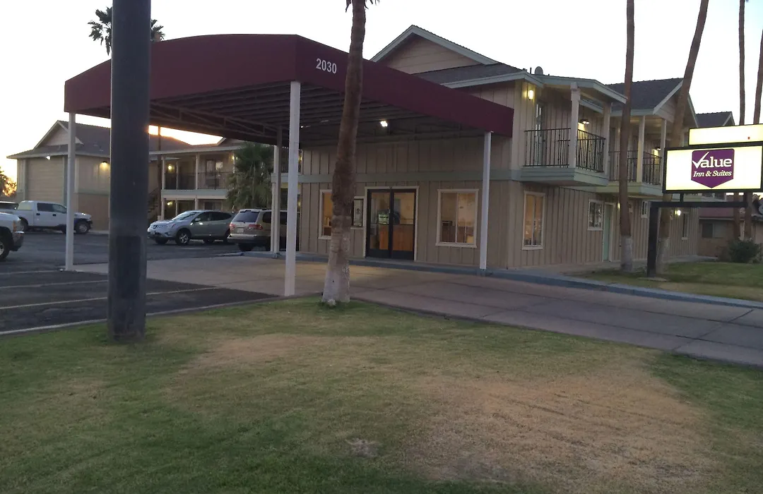 Value Inn & Suites-1