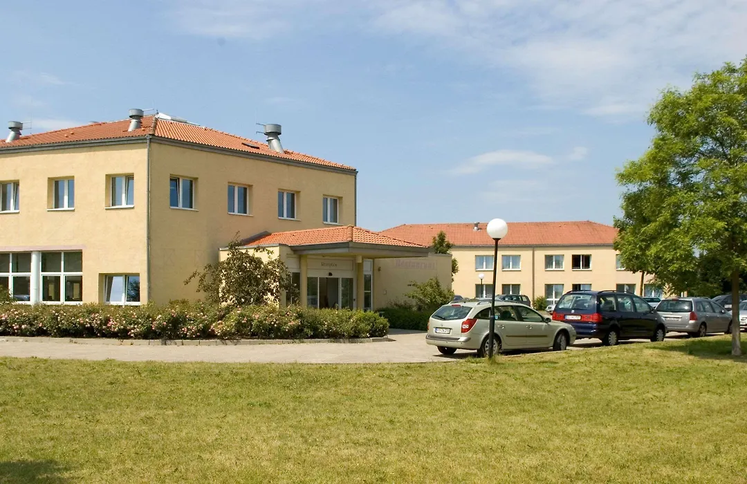 Days Inn Dessau-1