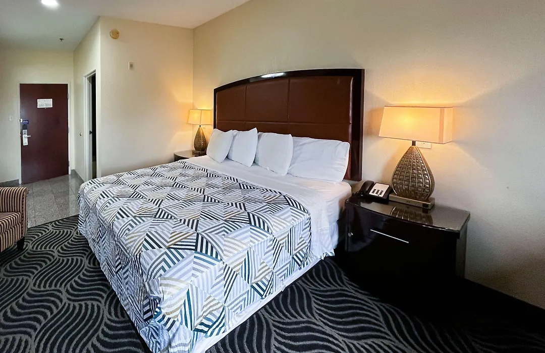 Executive Inn & Suites Breaux Bridge, La-1