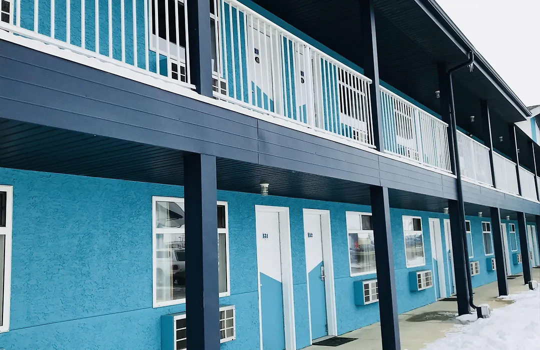 Empire Inn & Suites-1