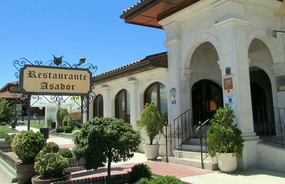 Hotel Tudanca-Aranda II-1