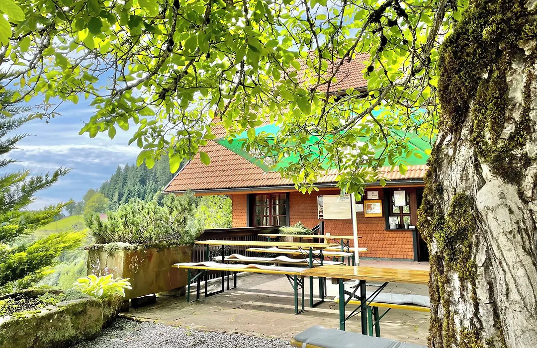 Landhotel Hirschen-1