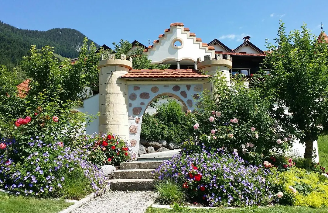 Hotel AlpenSchlössl-1