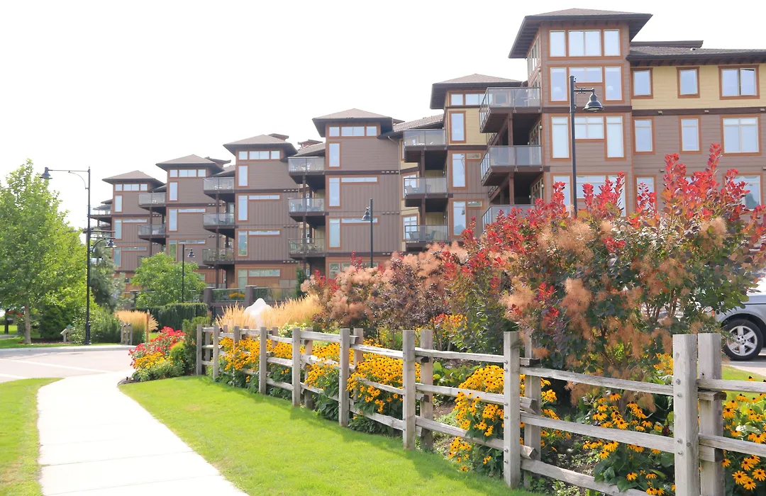 The Cove Lakeside Resort-1