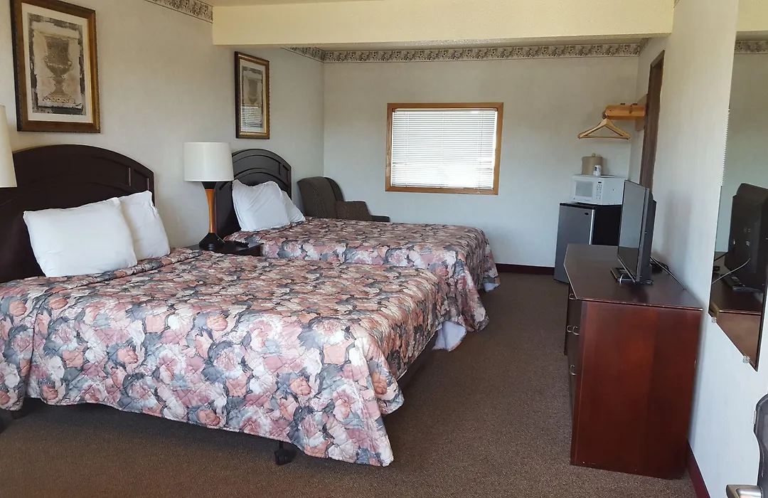 Richland Inn And Suites-1