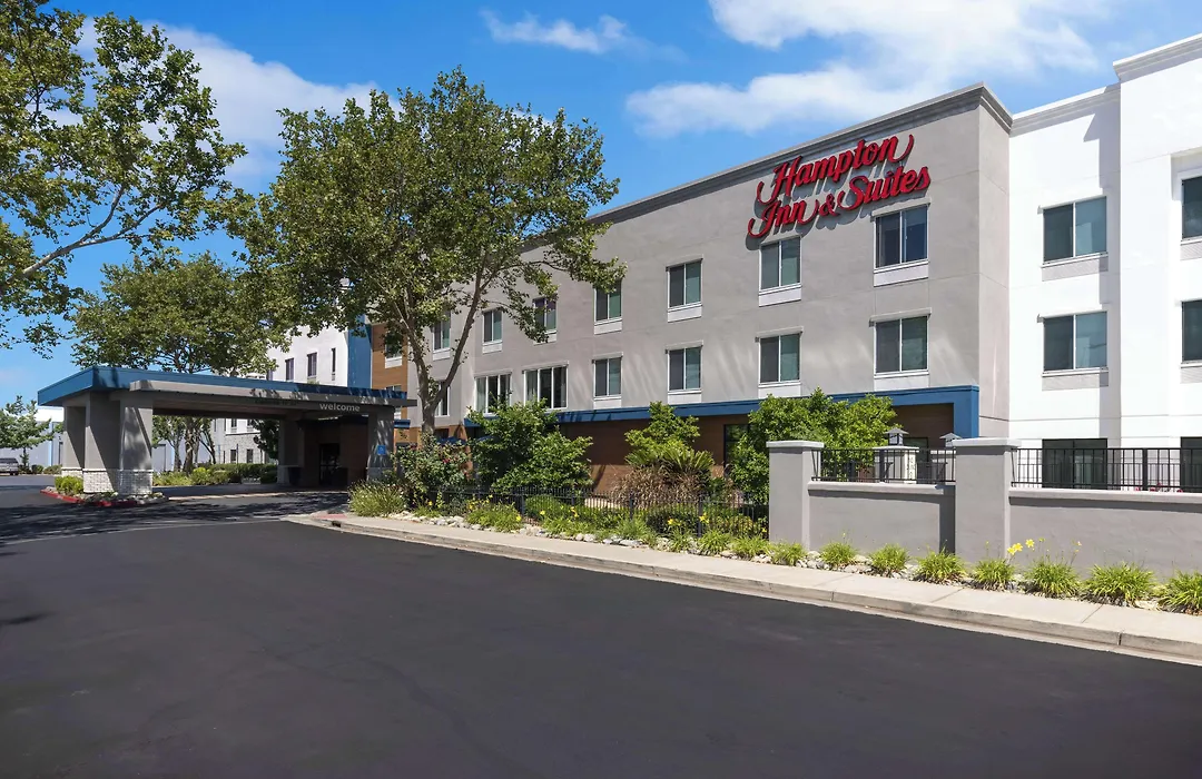 Hampton Inn & Suites Yuba City-1
