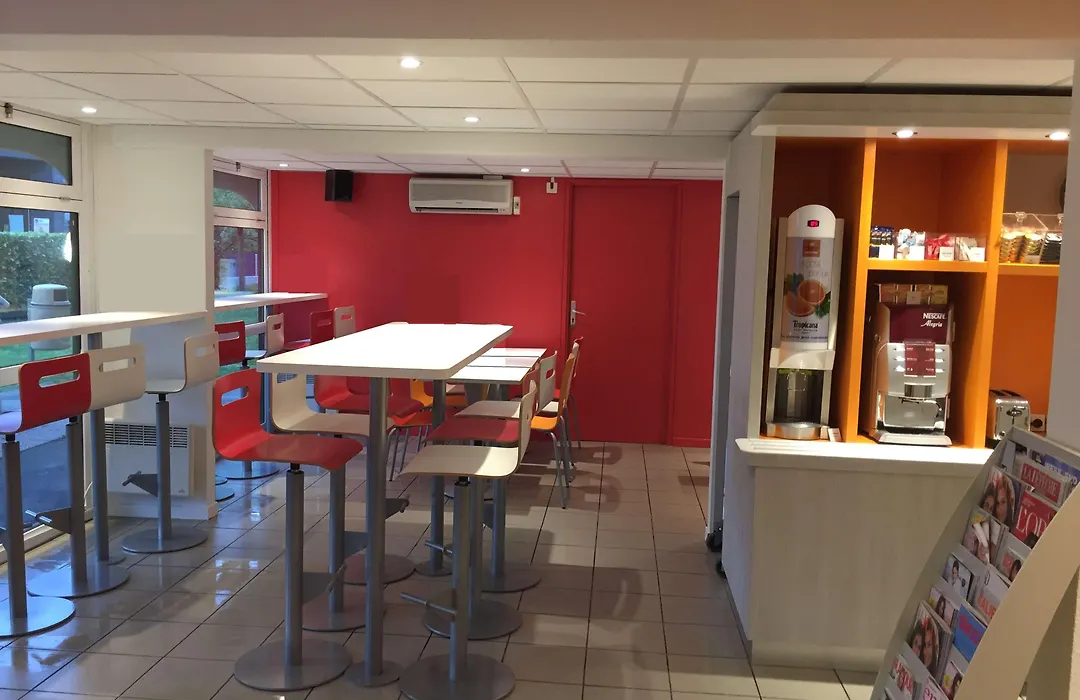 Premiere Classe Toulouse Sud - Portet-1