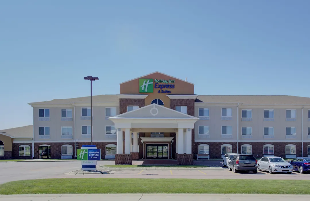 Holiday Inn Express & Suites Le Mars By Ihg-1