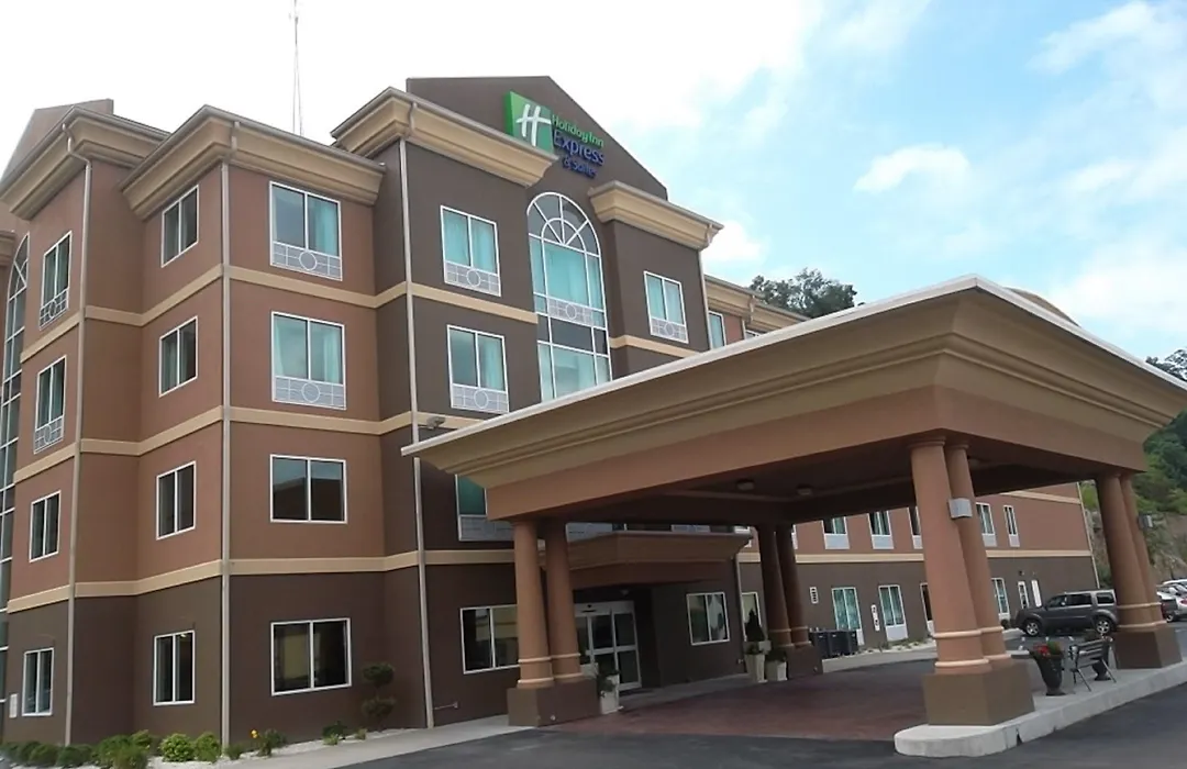 Holiday Inn Express And Suites Hazard By Ihg-1