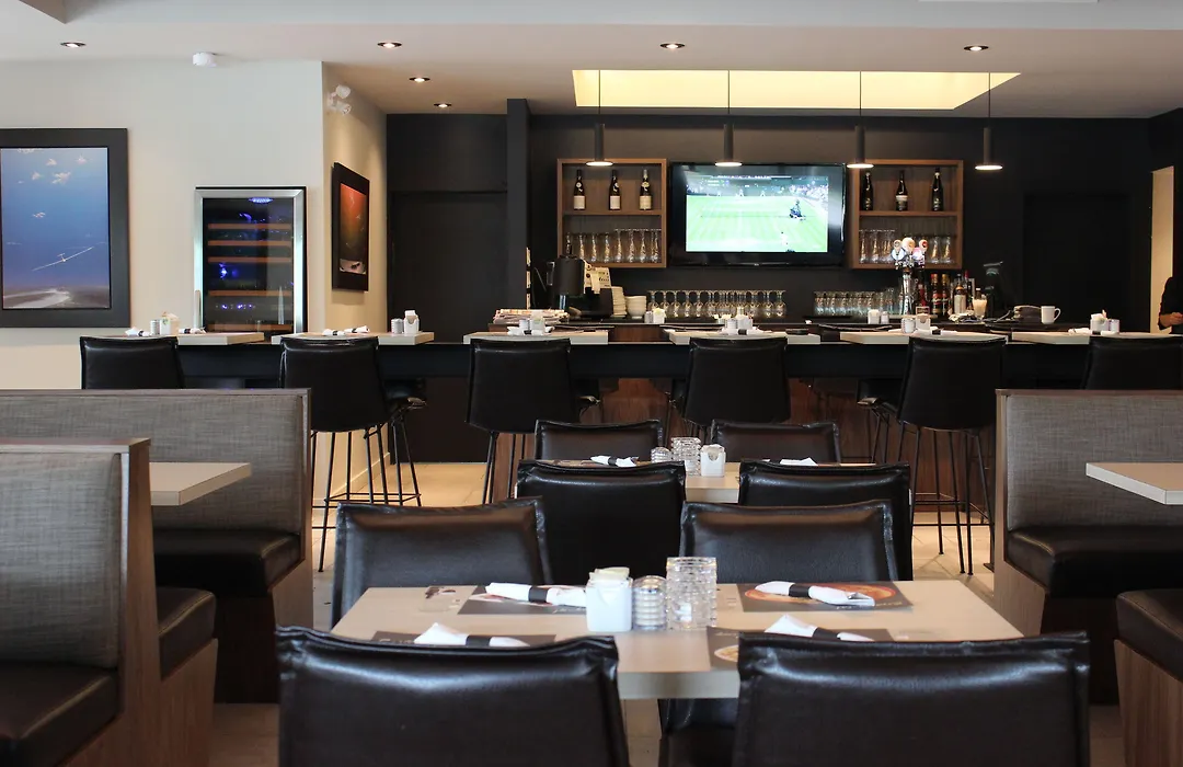 Hotel Baie Saint Paul-1