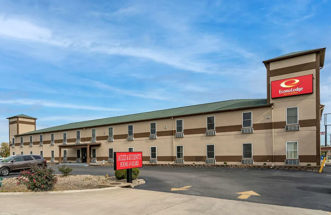 Econo Lodge Inn & Suites Granite City - St Louis-1