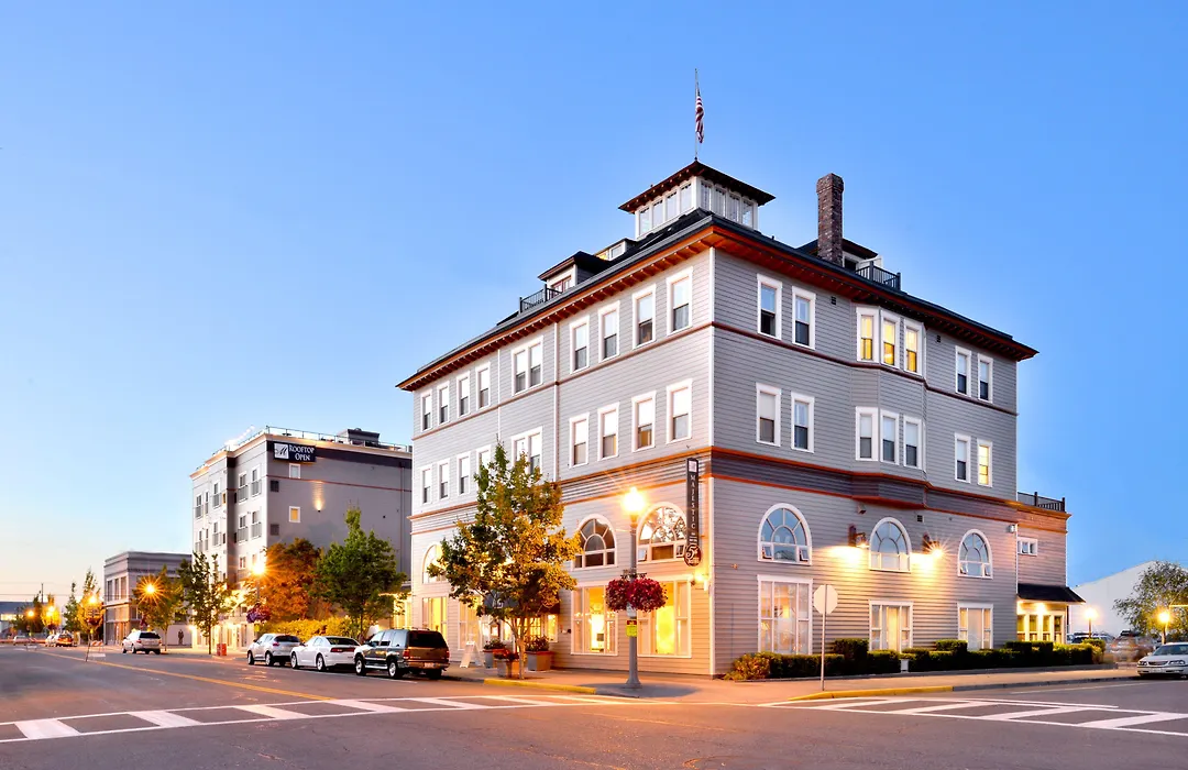 Majestic Inn And Spa-1