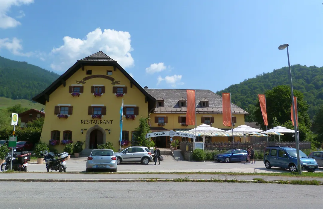 Land-Gut-Hotel Restaurant Alpenglück-1