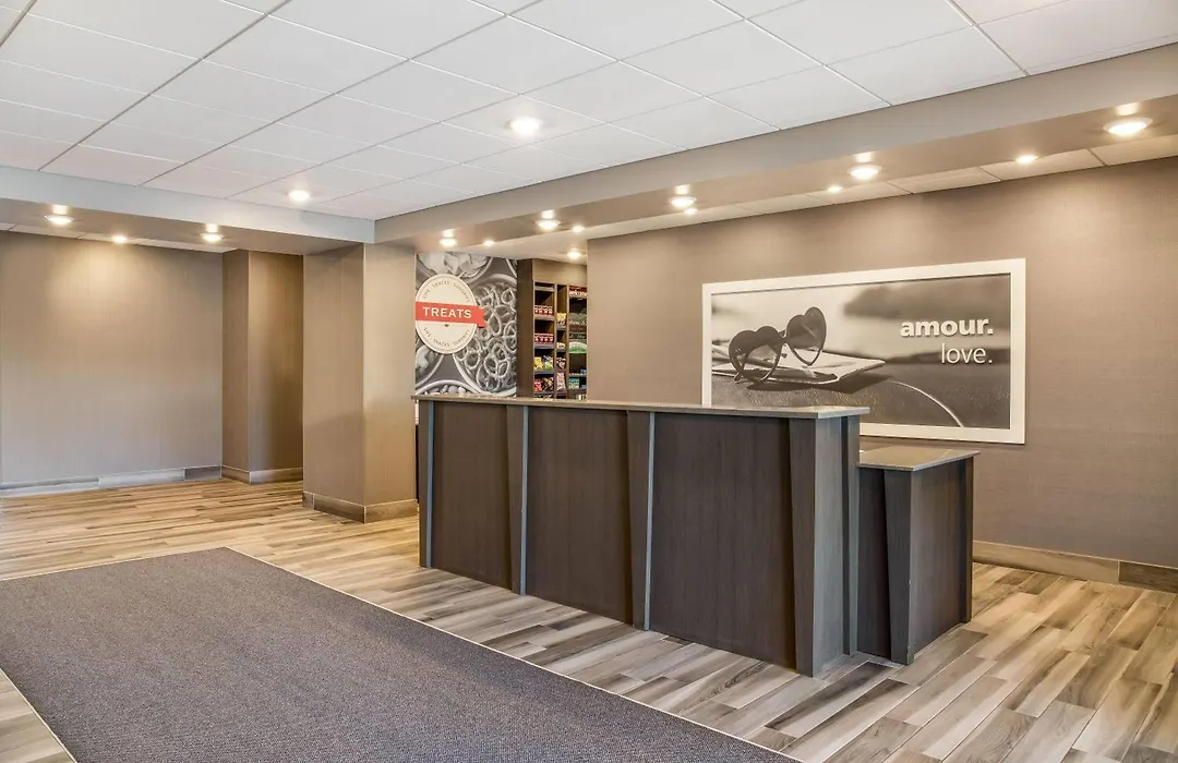 Ramada By Wyndham St Paul Ab-1