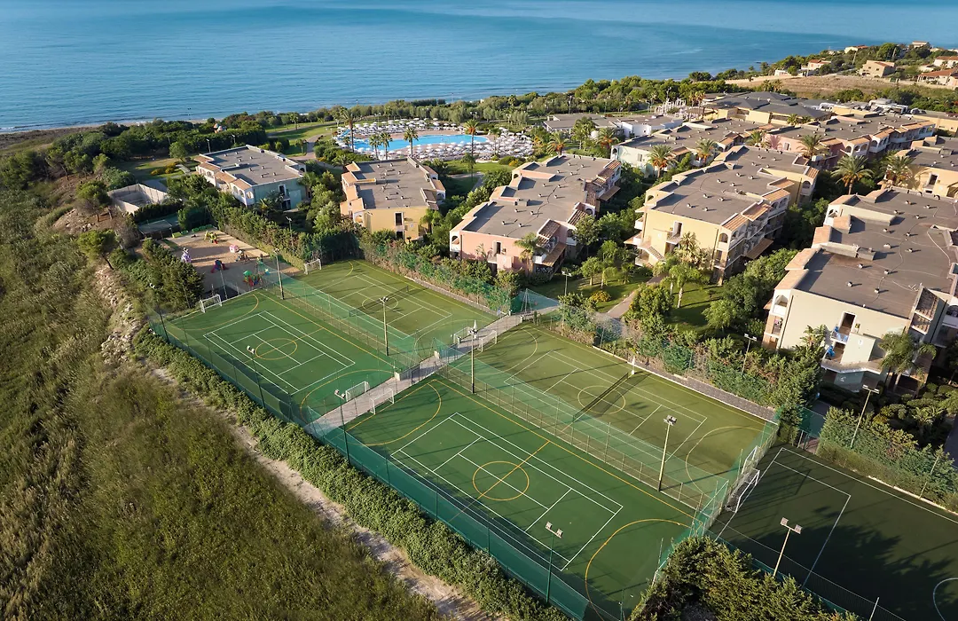 Serenusa Resort-1