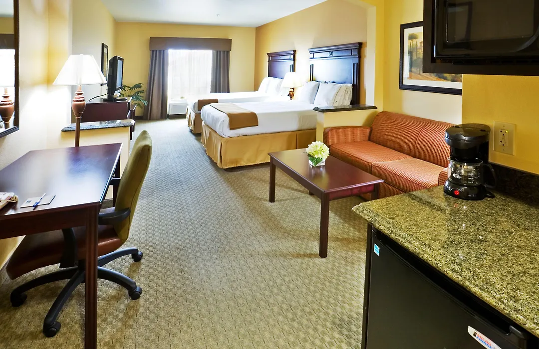 Holiday Inn Express & Suites Texarkana By Ihg-1